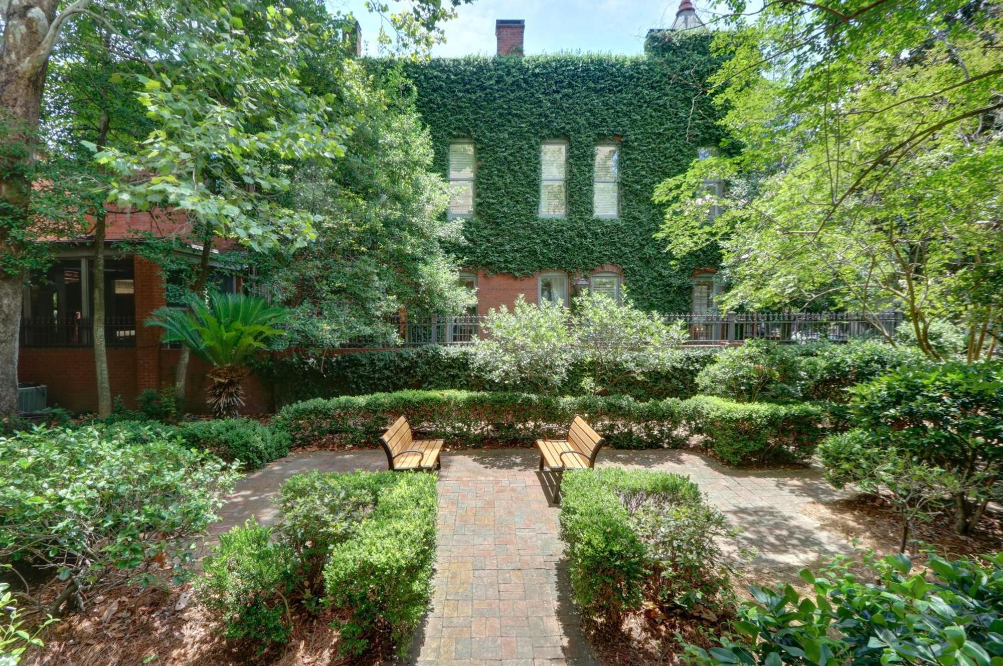 Villa Liberty Street Retreat Savannah Esterno foto